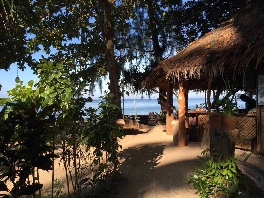 Cocobar&Bungalow'Kohjum Koh Jum Exterior photo