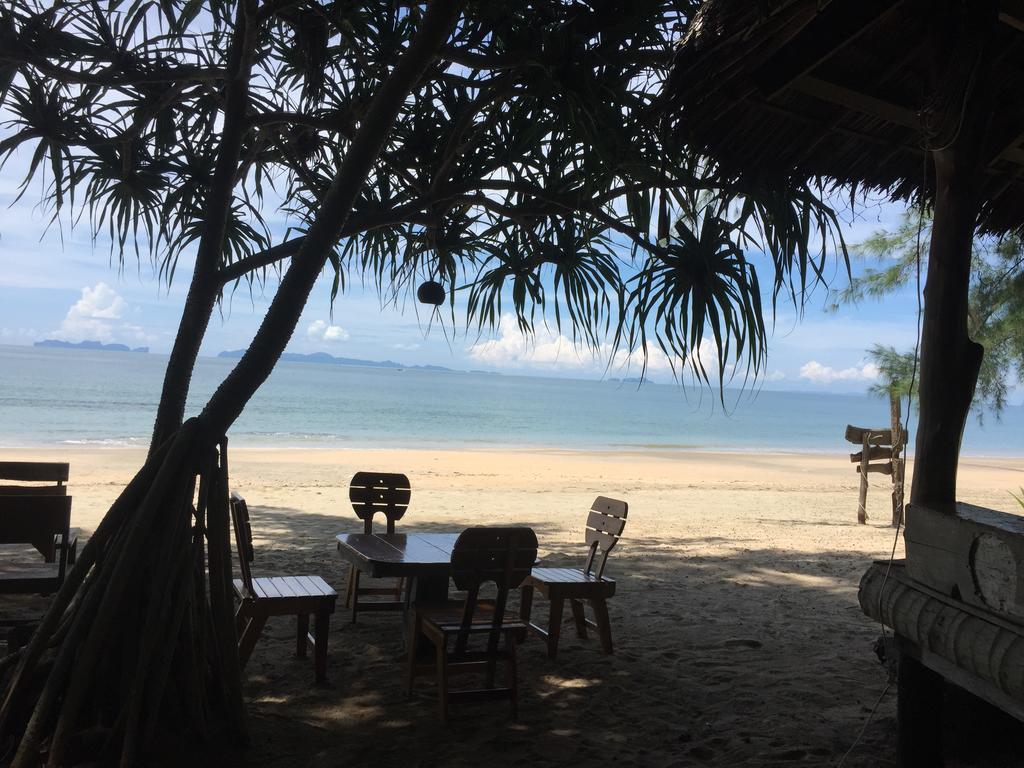 Cocobar&Bungalow'Kohjum Koh Jum Exterior photo