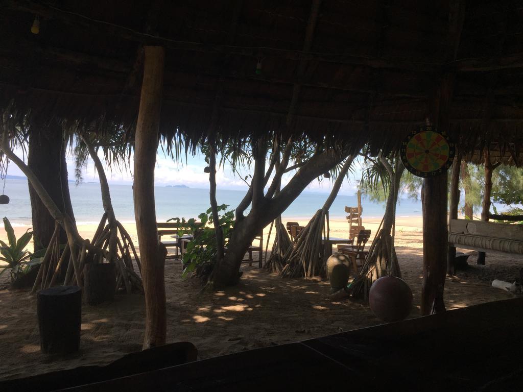 Cocobar&Bungalow'Kohjum Koh Jum Exterior photo