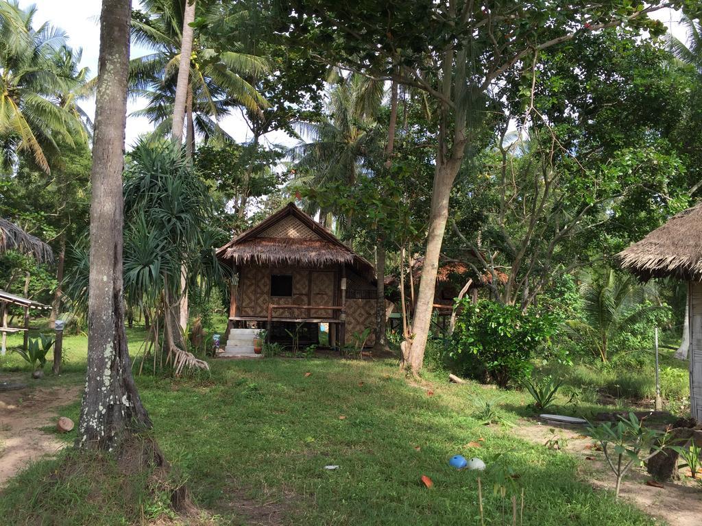 Cocobar&Bungalow'Kohjum Koh Jum Exterior photo
