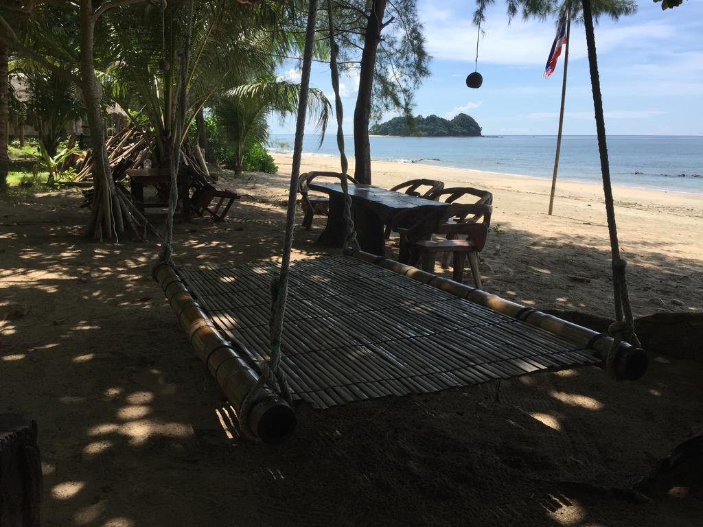 Cocobar&Bungalow'Kohjum Koh Jum Exterior photo