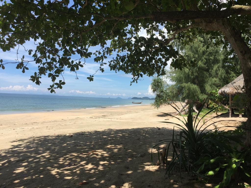Cocobar&Bungalow'Kohjum Koh Jum Exterior photo